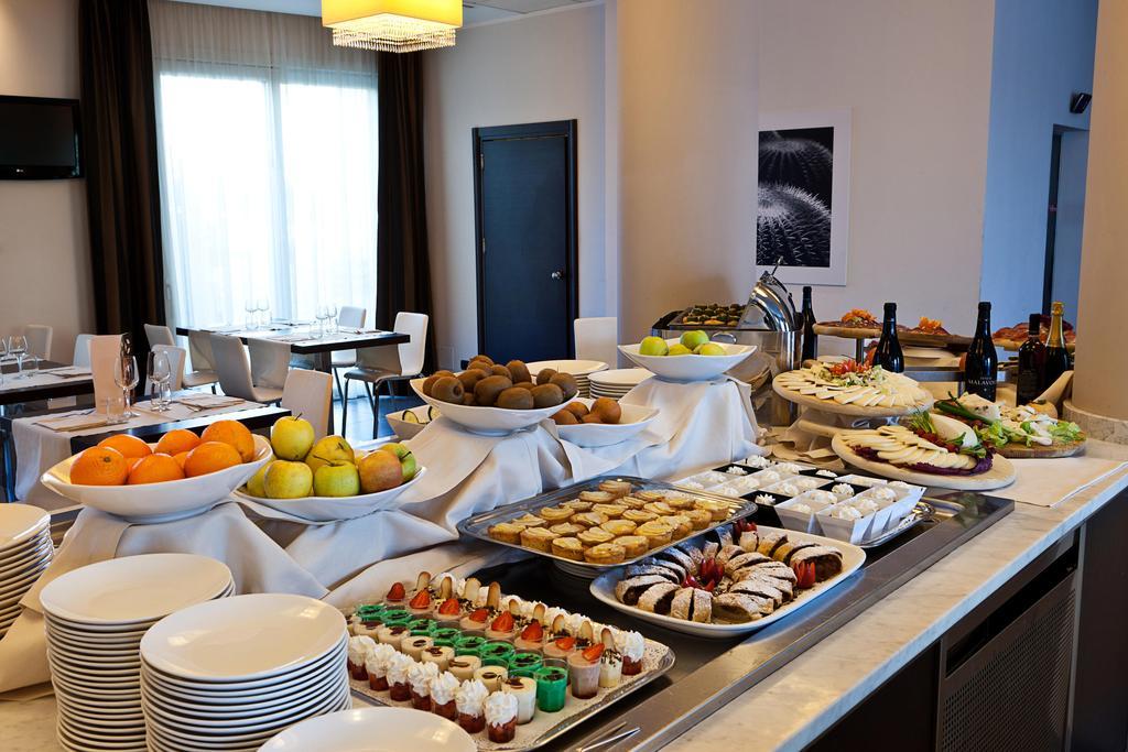 Hotel Fiera Rimini Zewnętrze zdjęcie